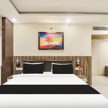 Super Townhouse Kankarbagh Formerly Kunwar Alcajars Patna  Extérieur photo